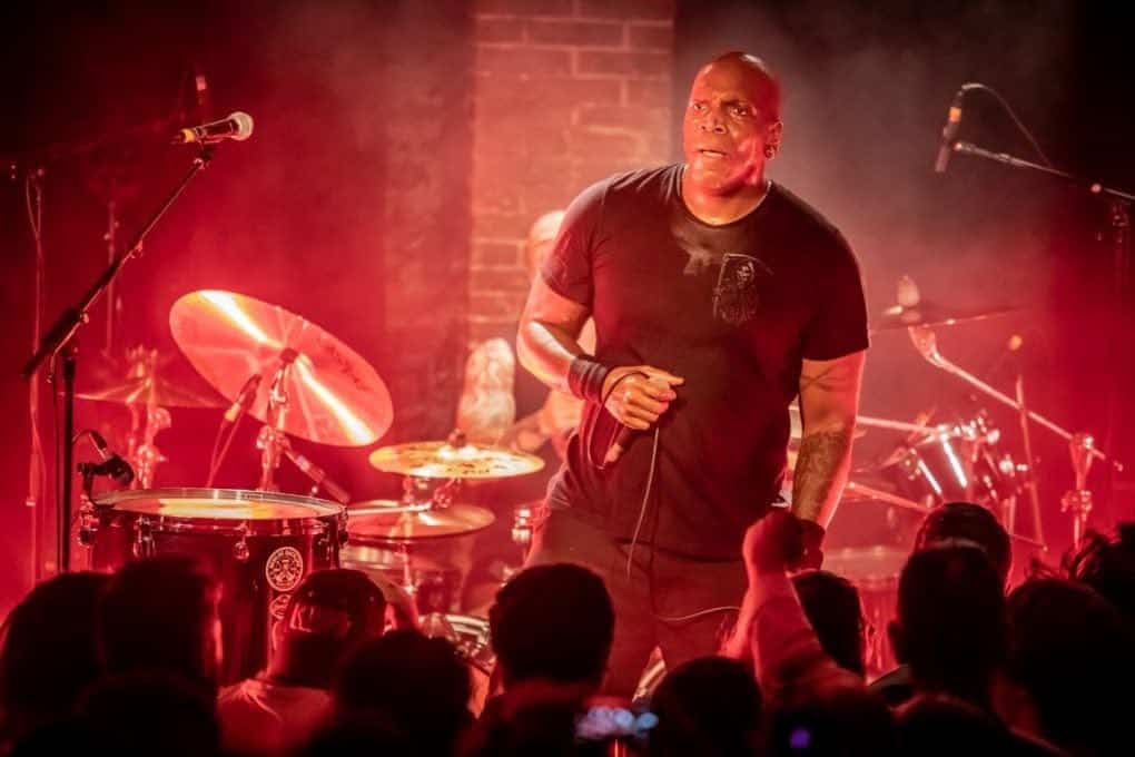 Derrick Green no quiere reunión de Sepultura