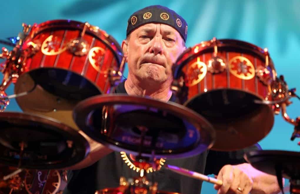 El mundo conmocionado por la muerte de Neil Peart