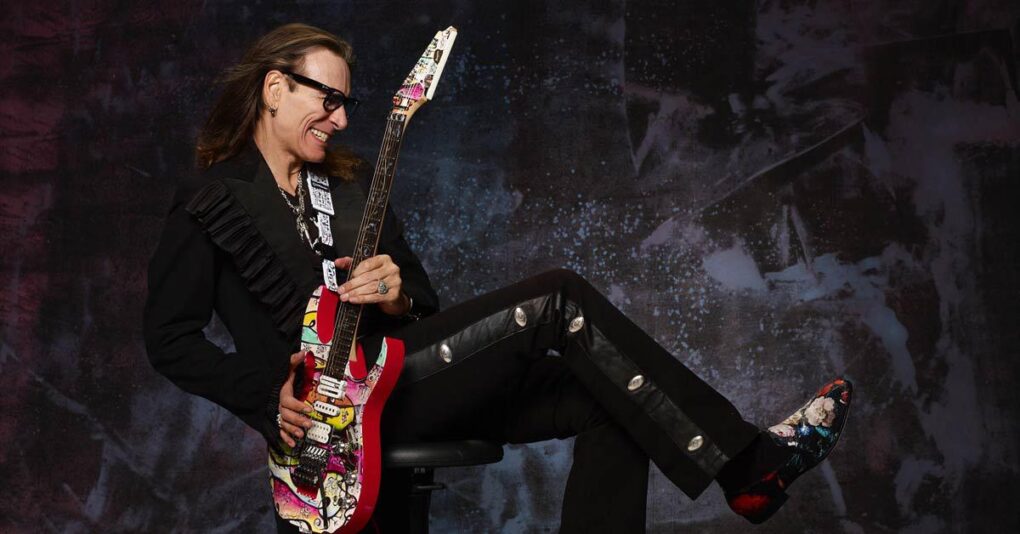 Steve Vai tocará en España este verano