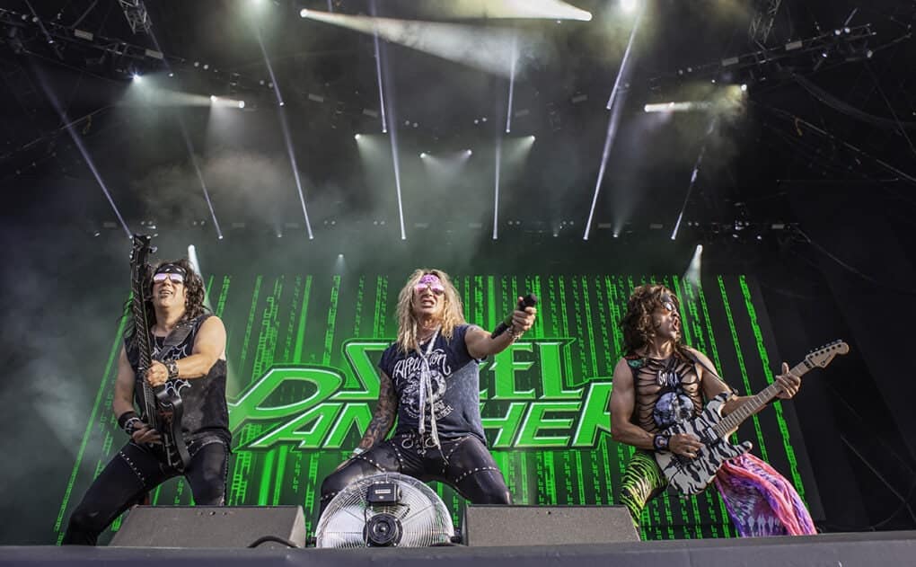 Steel Panther actúan en America's Got Talent y se ven obligados a hacer esto