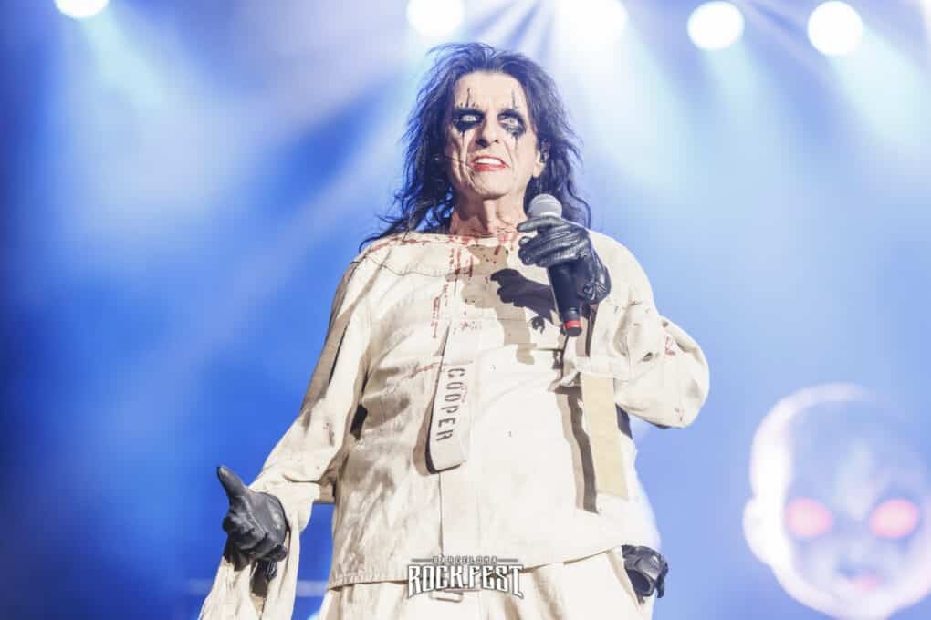 Alice Cooper dice que lo trans es una moda y la lía