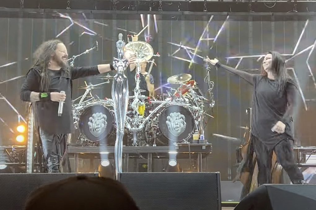 Korn y Amy Lee (Evanescence) tocan "Freak On A Leash" en directo