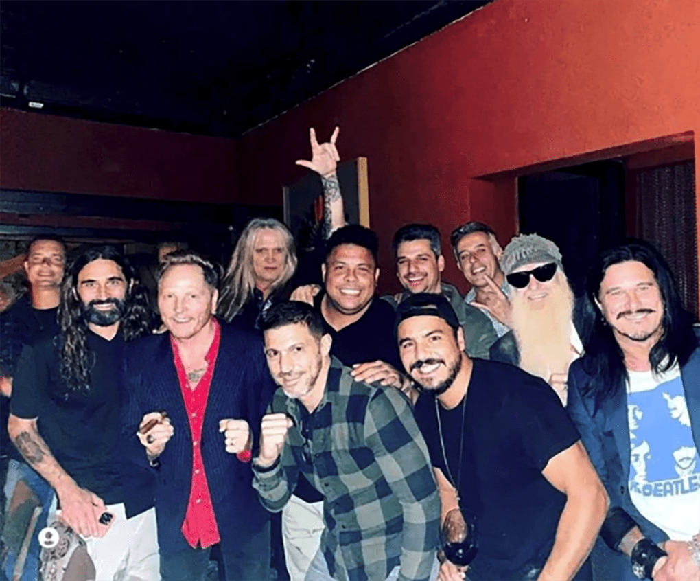 Ronaldo, fan de Iron Maiden, de fiesta con Sebastian Bach, ZZ Top, ex-Guns N' Roses y más