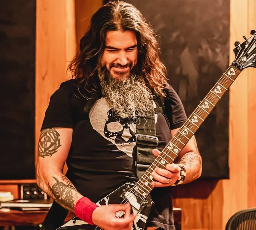 Robb Flynn enseña cómo tocar "Davidian" correctamente