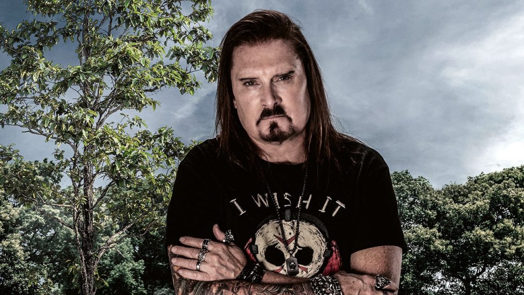 James LaBrie revela lo que dice el contrato para poder recoger un Grammy