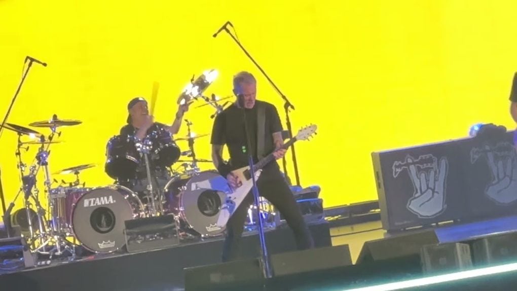 Metallica toca "Lux Æterna" en directo por primera vez