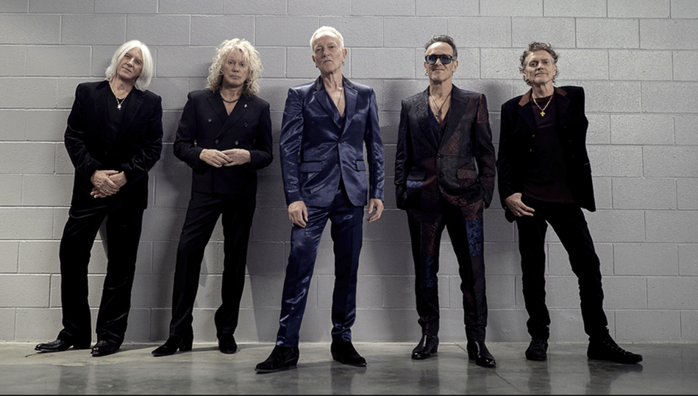 ¿Tres temas nuevos en hora y media de concierto? Def Leppard lo ve equilibrado