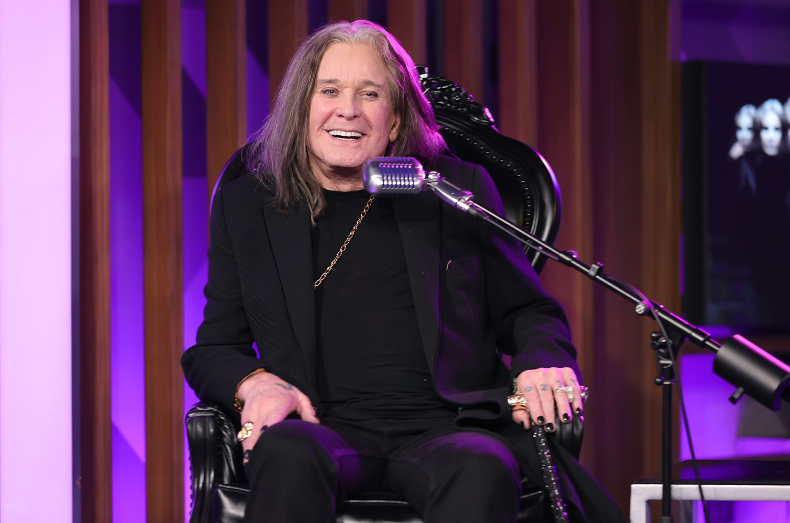 Ozzy tendrá que someterse a más cirugías sus vértebras se desintegran