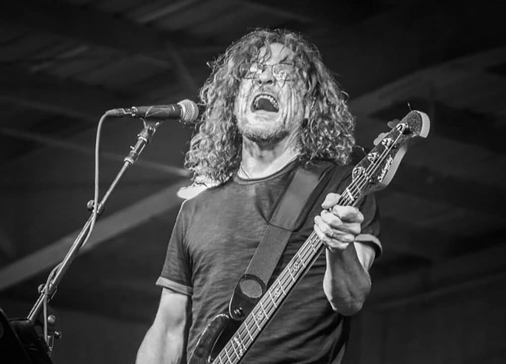 Jason Newsted resucita su banda de metal Newsted