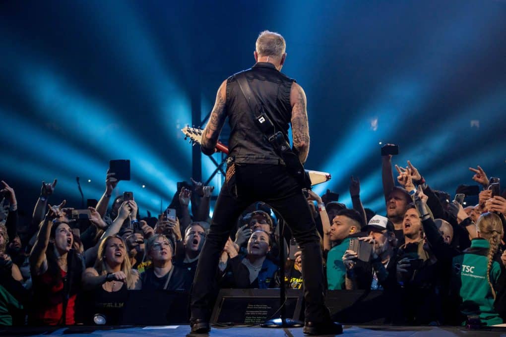 Metallica lanza tres videoclips en directo de su nuevo disco