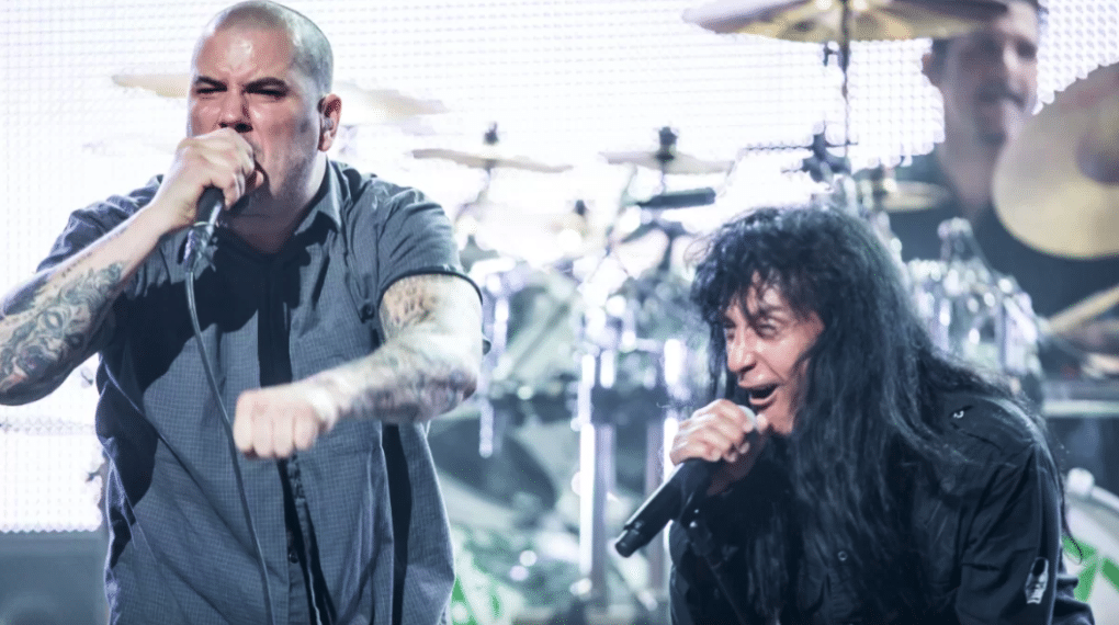 Joey Belladonna (Anthrax) se une a Pantera en directo